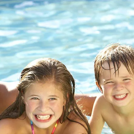 ホテル ナウティコ 4*