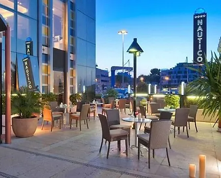 娜乌堤克酒店 4* 里乔内