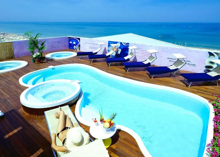 Nautico 4* Ριτσιόνε