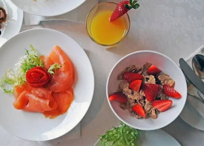 호텔 Nautico 리치오네