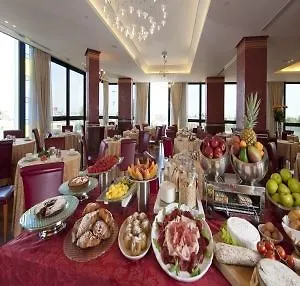 Nautico 4* Риччоне