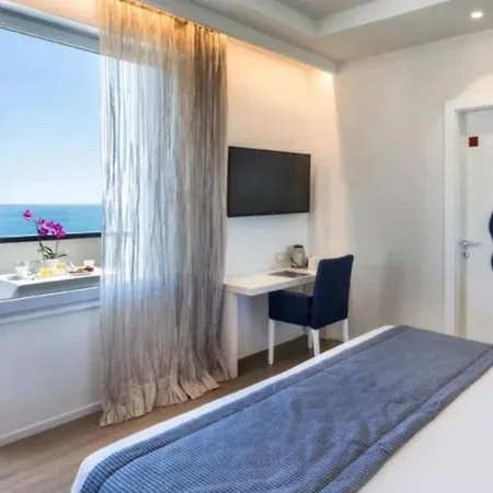 Ξενοδοχείο Nautico Ριτσιόνε