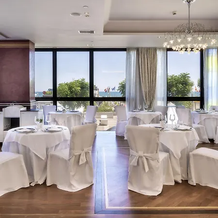Nautico Hotell Riccione