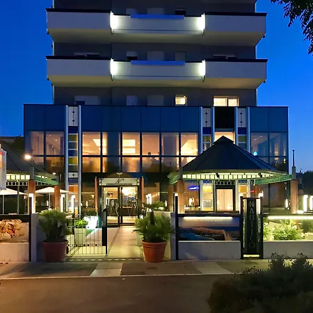 Hotel Nautico 4*