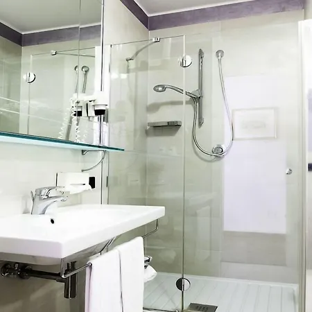 Nautico Otel 4*