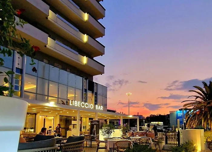 Nautico Hotell 4*
