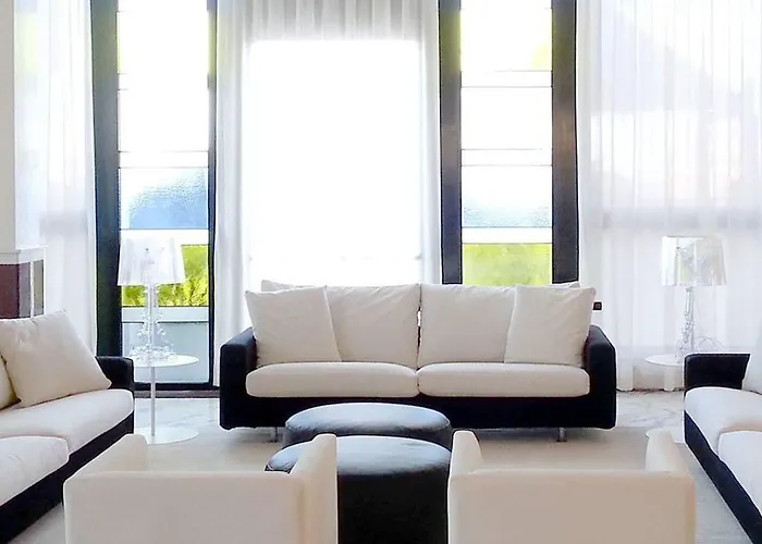 Nautico Hotell 4*
